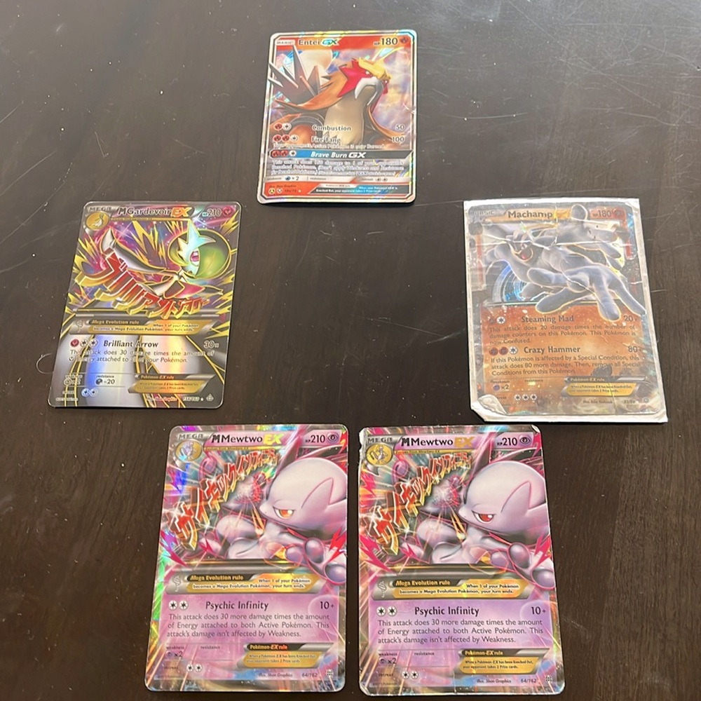 5 RARE POKÉMON CARDS
